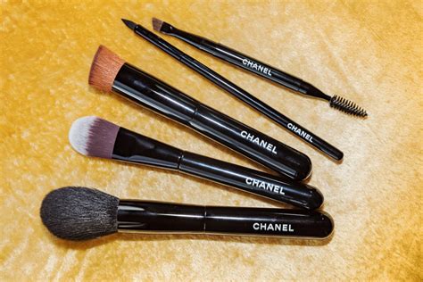 chanel 2017 mini brush set|Chanel's Makeup Brush Set, Reviewed .